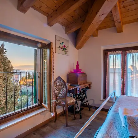 La Piccola Gardenia Oda ve Kahvaltı