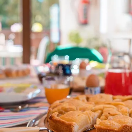 Oda ve Kahvaltı La Piccola Gardenia Gardone Riviera