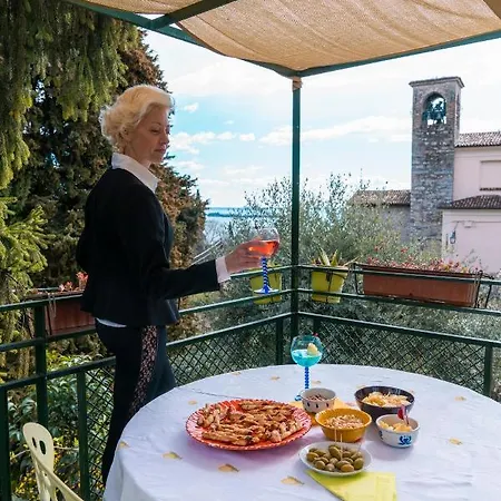 La Piccola Gardenia Oda ve Kahvaltı Gardone Riviera