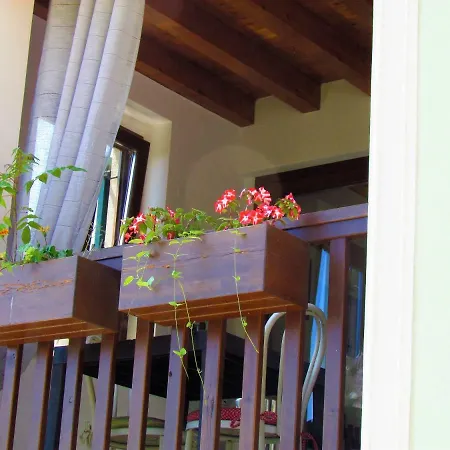 Oda ve Kahvaltı La Piccola Gardenia